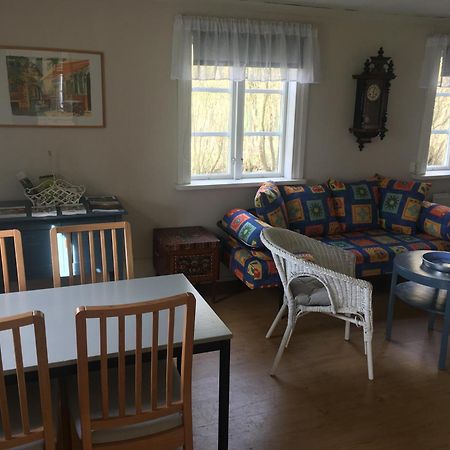 Enkoeping Cottage מראה חיצוני תמונה