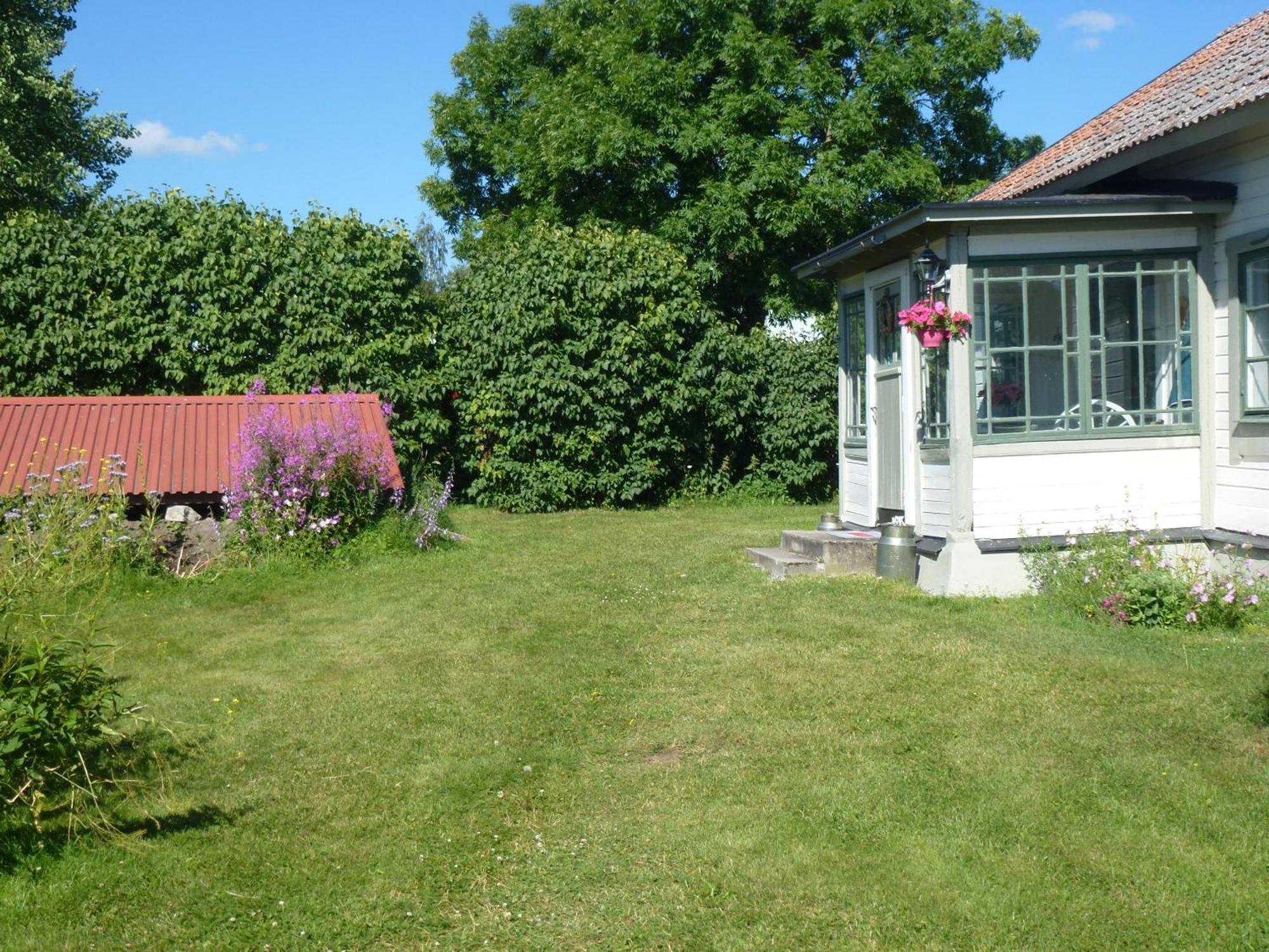 Enkoeping Cottage מראה חיצוני תמונה
